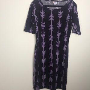 L Purple arrow Julia